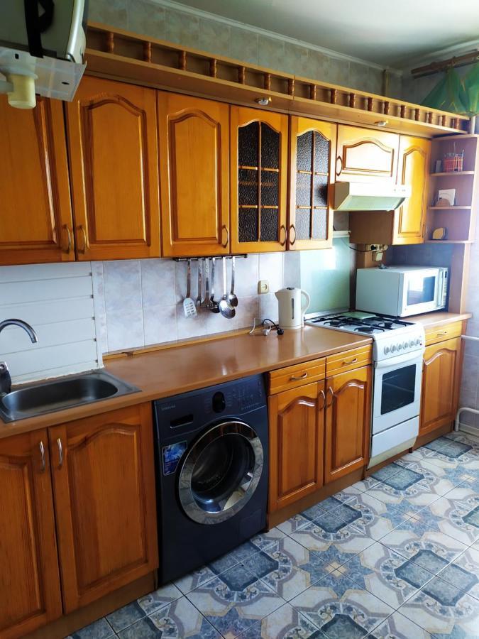Apartamento Ильинская 3К Посуточно Почасово Sumy Exterior foto