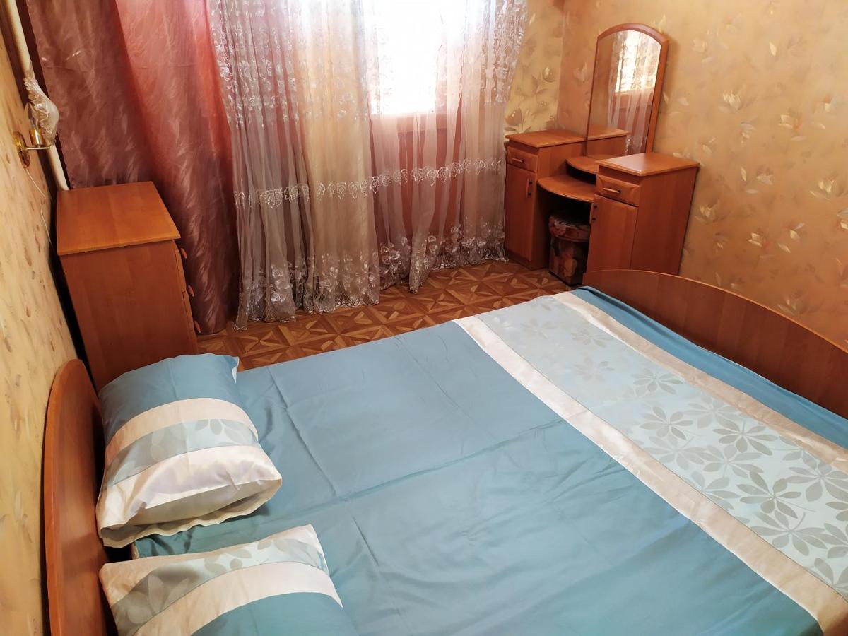 Apartamento Ильинская 3К Посуточно Почасово Sumy Exterior foto